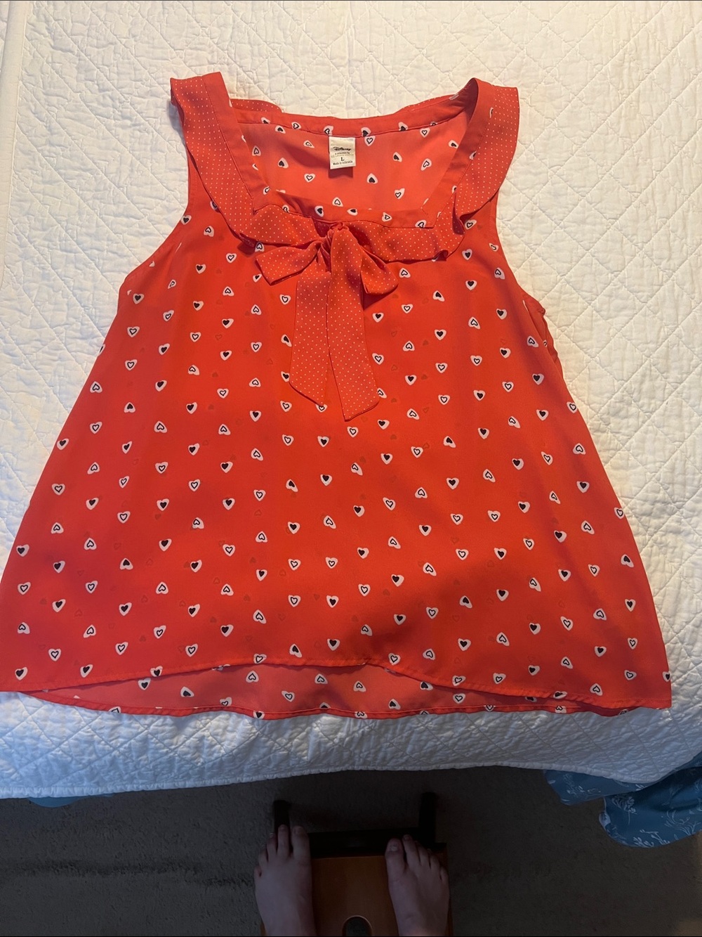 Disney Coral Sleeveless Tie-Neck Heart Print Tank Top